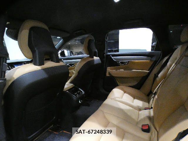 Volvo V90 2017-03 8076071-26