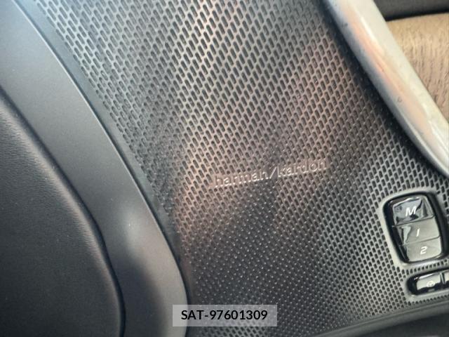 Volvo V90 2022-09 8076070-26