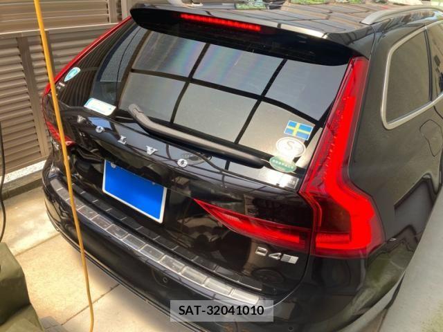 Volvo V90 2020-02 8102548-1