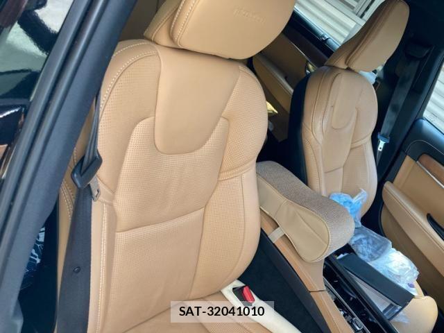 Volvo V90 2020-02 8102548-21