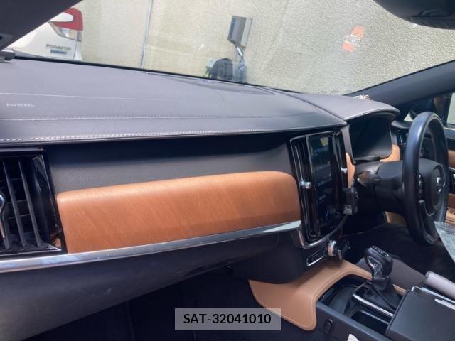 Volvo V90 2020-02 8102548-7