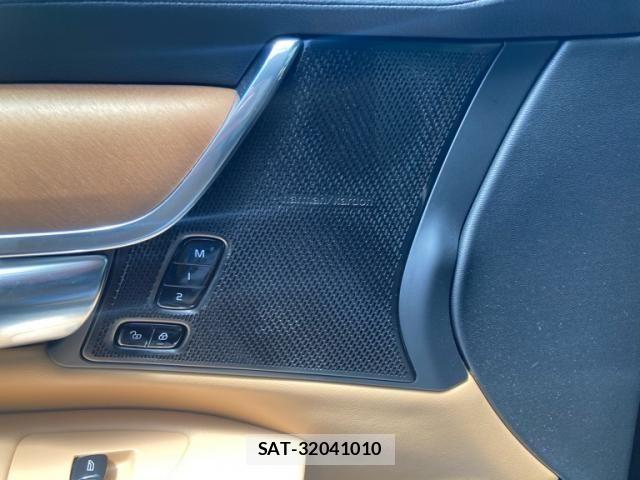 Volvo V90 2020-02 8102548-8