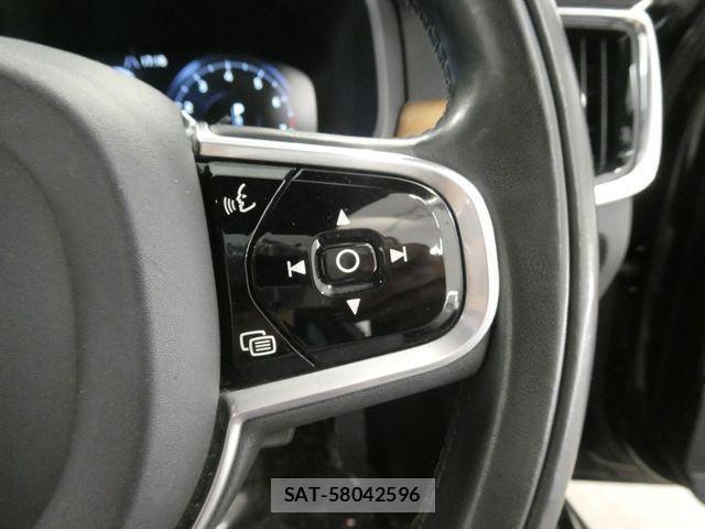 Volvo V90 2017-09 8102549-20
