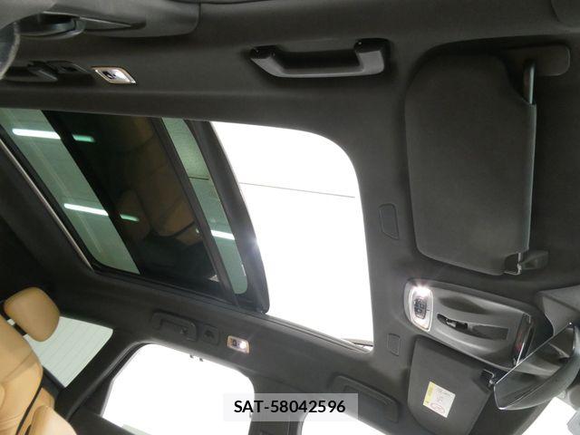 Volvo V90 2017-09 8102549-29