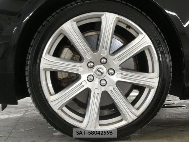 Volvo V90 2017-09 8102549-5
