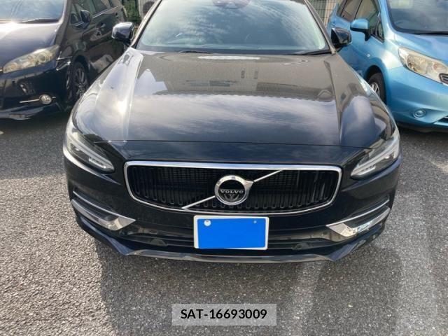 Volvo V90 2017-06 8102556-0