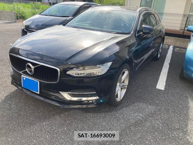 Volvo V90 2017-06 8102556-1