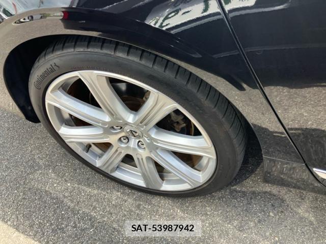 Volvo V90 2018-02 8146952-9