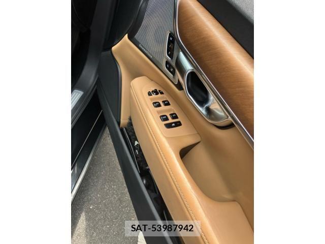 Volvo V90 2018-02 8146952-22