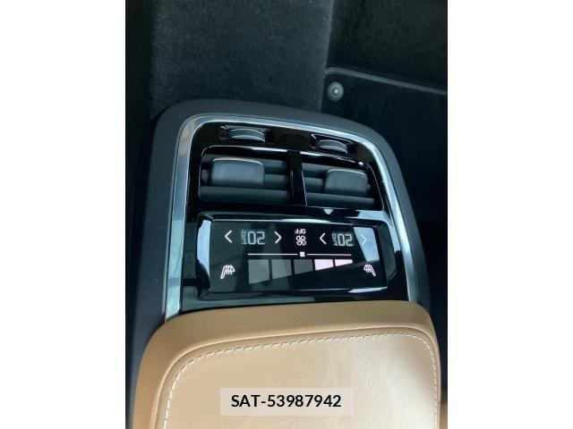 Volvo V90 2018-02 8146952-27