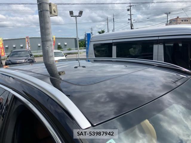 Volvo V90 2018-02 8146952-4