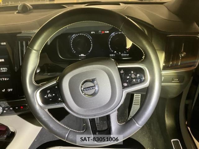 Volvo V90 2021-07 8159483-15