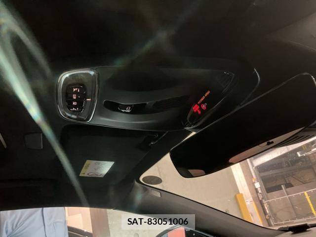 Volvo V90 2021-07 8159483-17