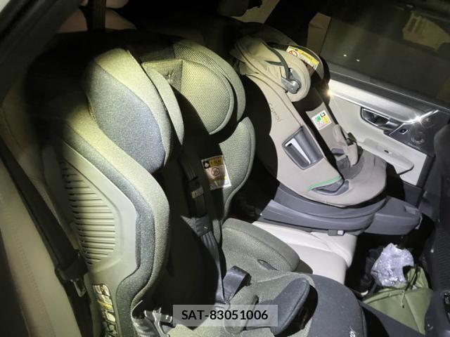 Volvo V90 2021-07 8159483-23