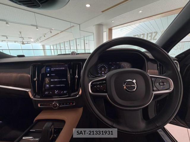 Volvo V90 2021-11 8369634-12