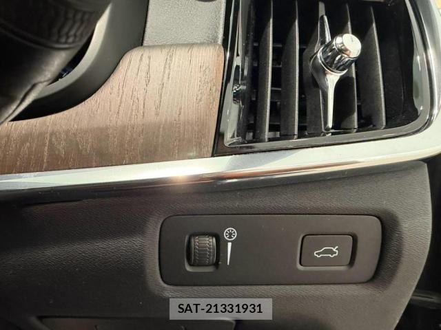 Volvo V90 2021-11 8369634-15