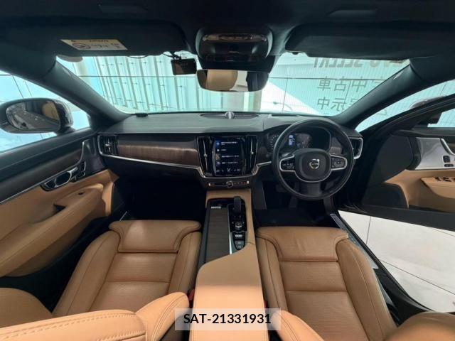 Volvo V90 2021-11 8369634-1
