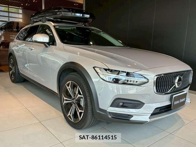 Volvo V90 2024-06 8369633-4