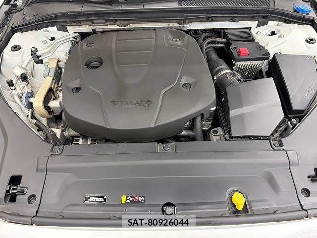 Volvo V90 2019-09 8486234-13