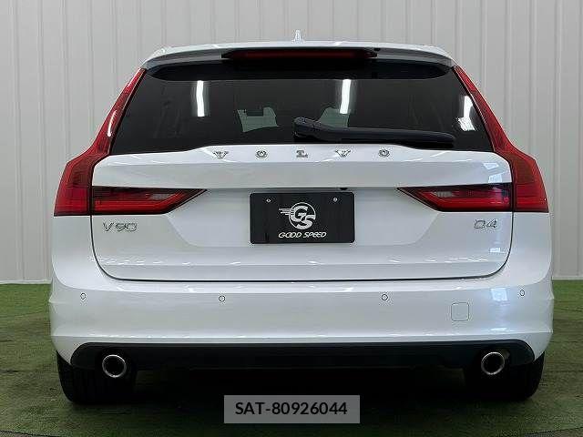 Volvo V90 2019-09 8486234-15