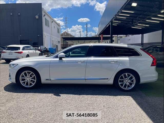Volvo V90 2017-07 8486238-16