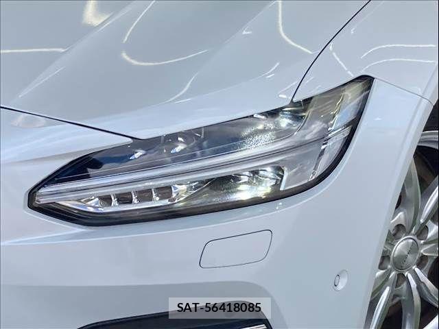Volvo V90 2017-07 8486238-19