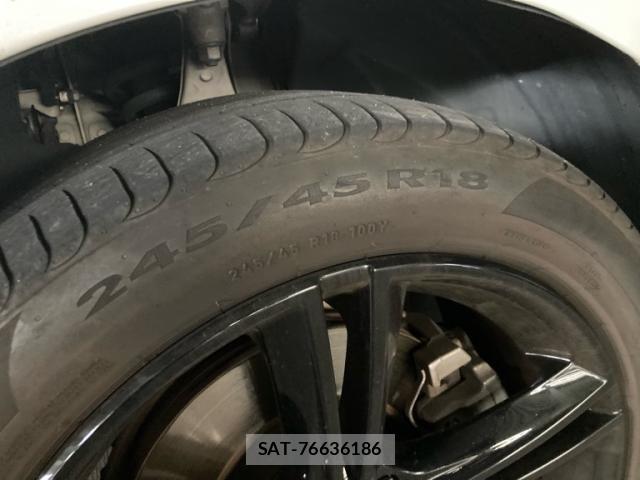 Volvo V90 2018-04 8797868-10