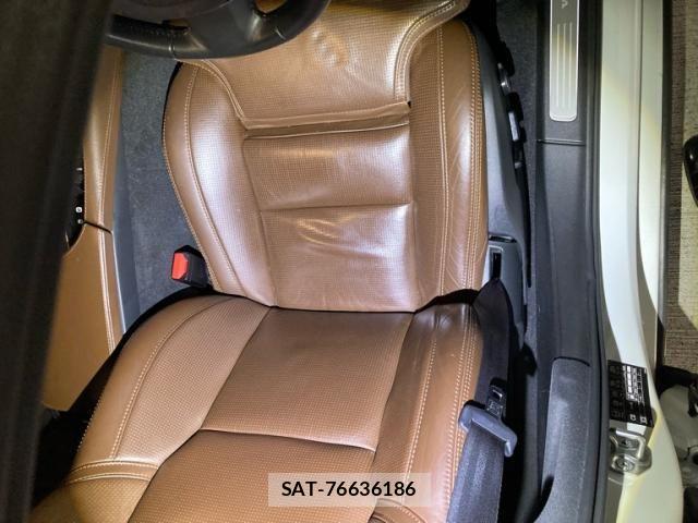 Volvo V90 2018-04 8797868-11