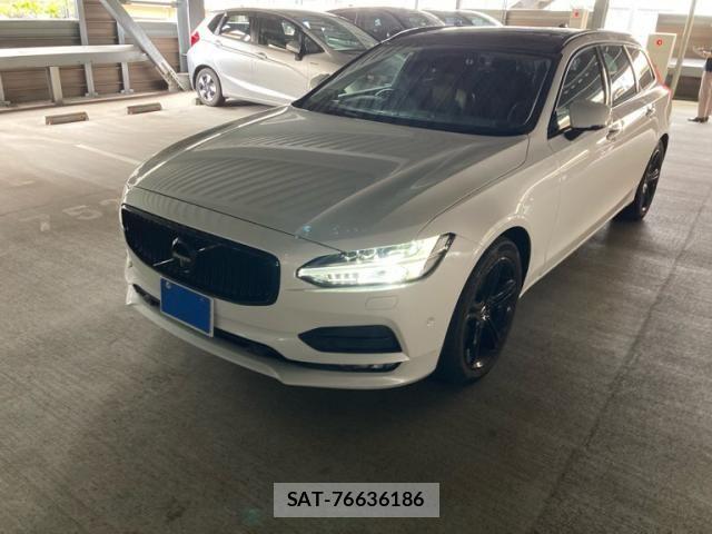 Volvo V90 2018-04 8797868-2