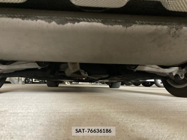 Volvo V90 2018-04 8797868-7