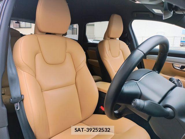 Volvo V90 2019-10 8832377-4