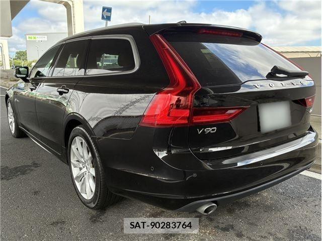 Volvo V90 2020-03 8849872-10