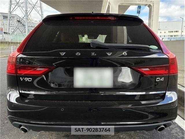 Volvo V90 2020-03 8849872-7