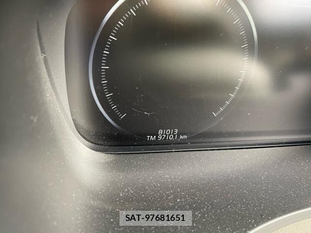 Volvo V90 2018-04 8882849-13