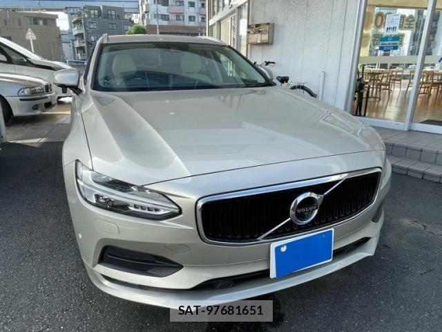 Volvo V90 2018-04 8882849-1