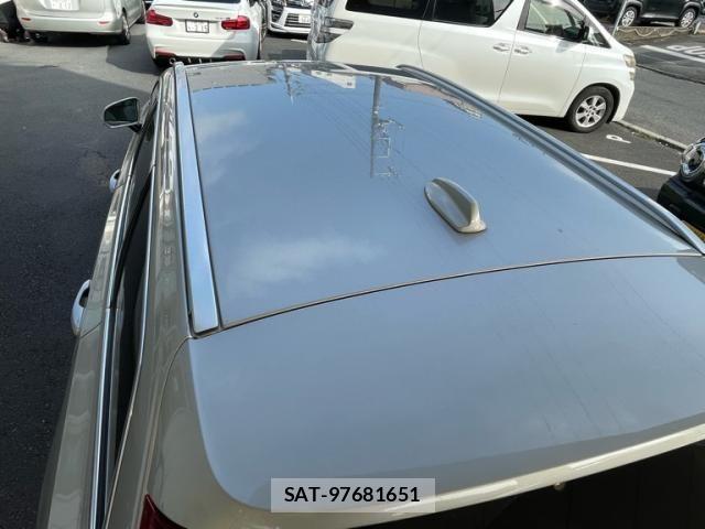 Volvo V90 2018-04 8882849-7