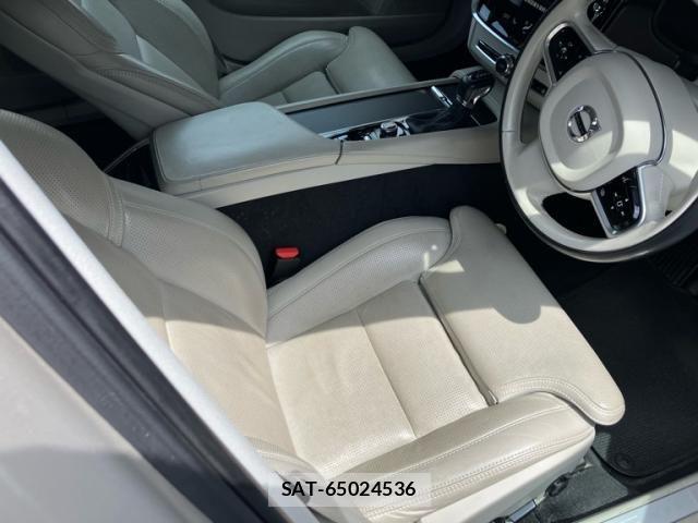 Volvo CROSS COUNTRY 2017-09 7226792-12