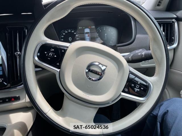 Volvo CROSS COUNTRY 2017-09 7226792-16