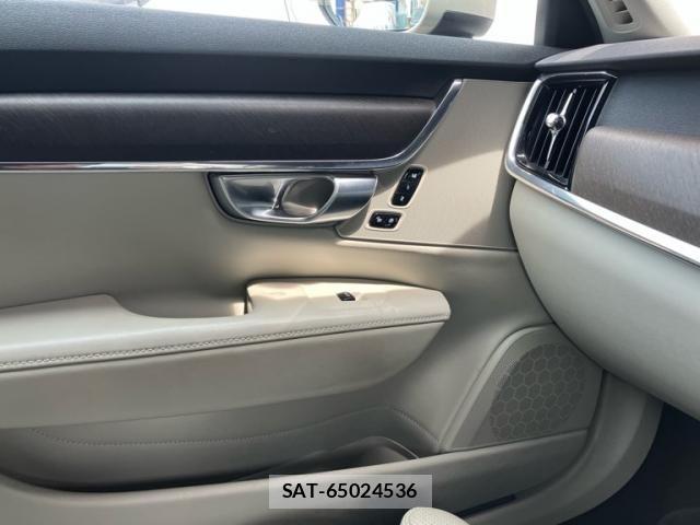 Volvo CROSS COUNTRY 2017-09 7226792-18