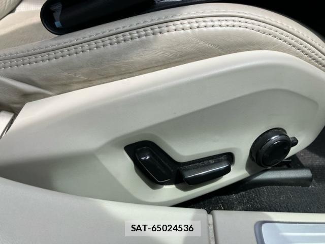 Volvo CROSS COUNTRY 2017-09 7226792-20