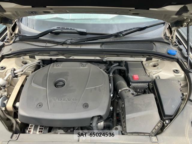 Volvo CROSS COUNTRY 2017-09 7226792-26
