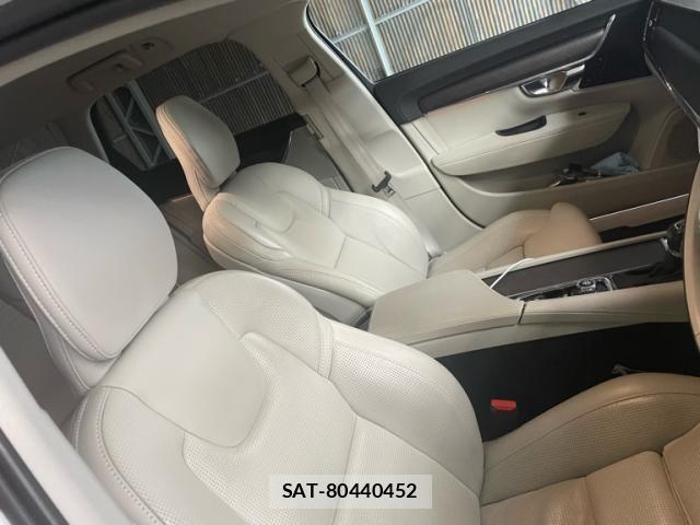 Volvo CROSS COUNTRY 2020-09 7730450-20