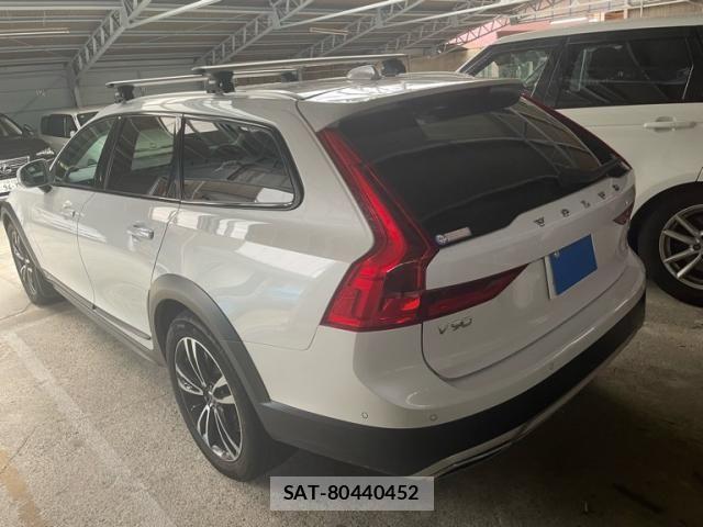 Volvo CROSS COUNTRY 2020-09 7730450-2