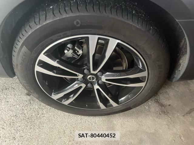 Volvo CROSS COUNTRY 2020-09 7730450-5