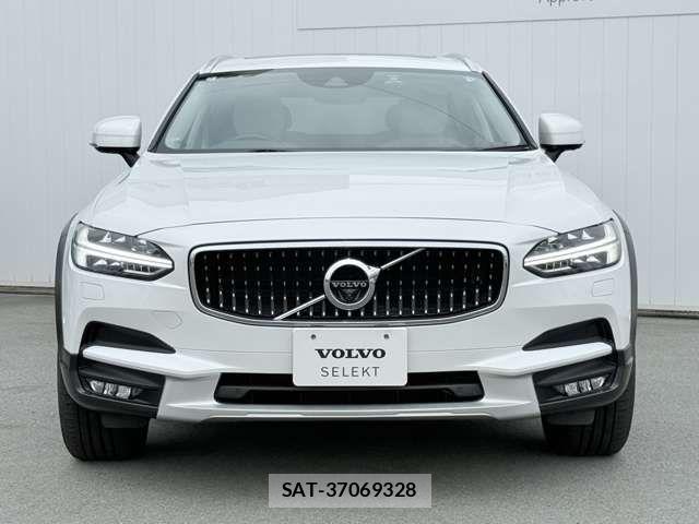 Volvo CROSS COUNTRY 2018-07 7790291-8