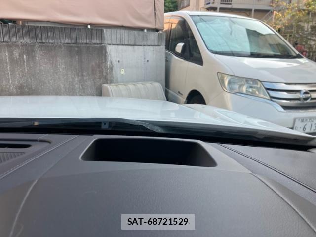 Volvo CROSS COUNTRY 2018-07 8317901-14