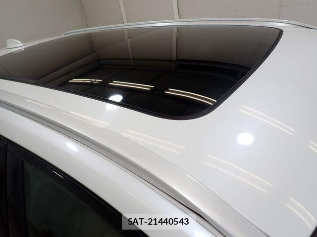 Volvo CROSS COUNTRY 2017-04 8338403-10