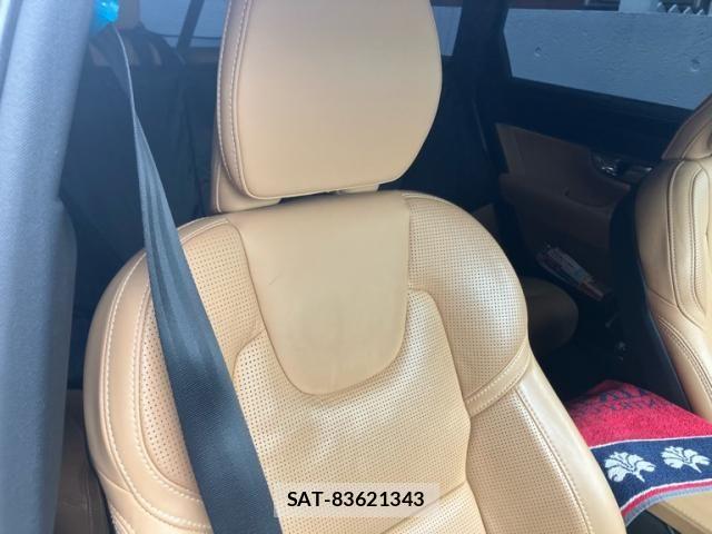 Volvo CROSS COUNTRY 2019-02 8372343-11