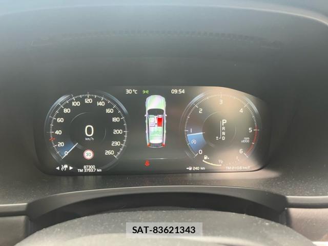 Volvo CROSS COUNTRY 2019-02 8372343-14