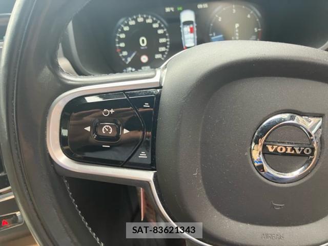 Volvo CROSS COUNTRY 2019-02 8372343-23